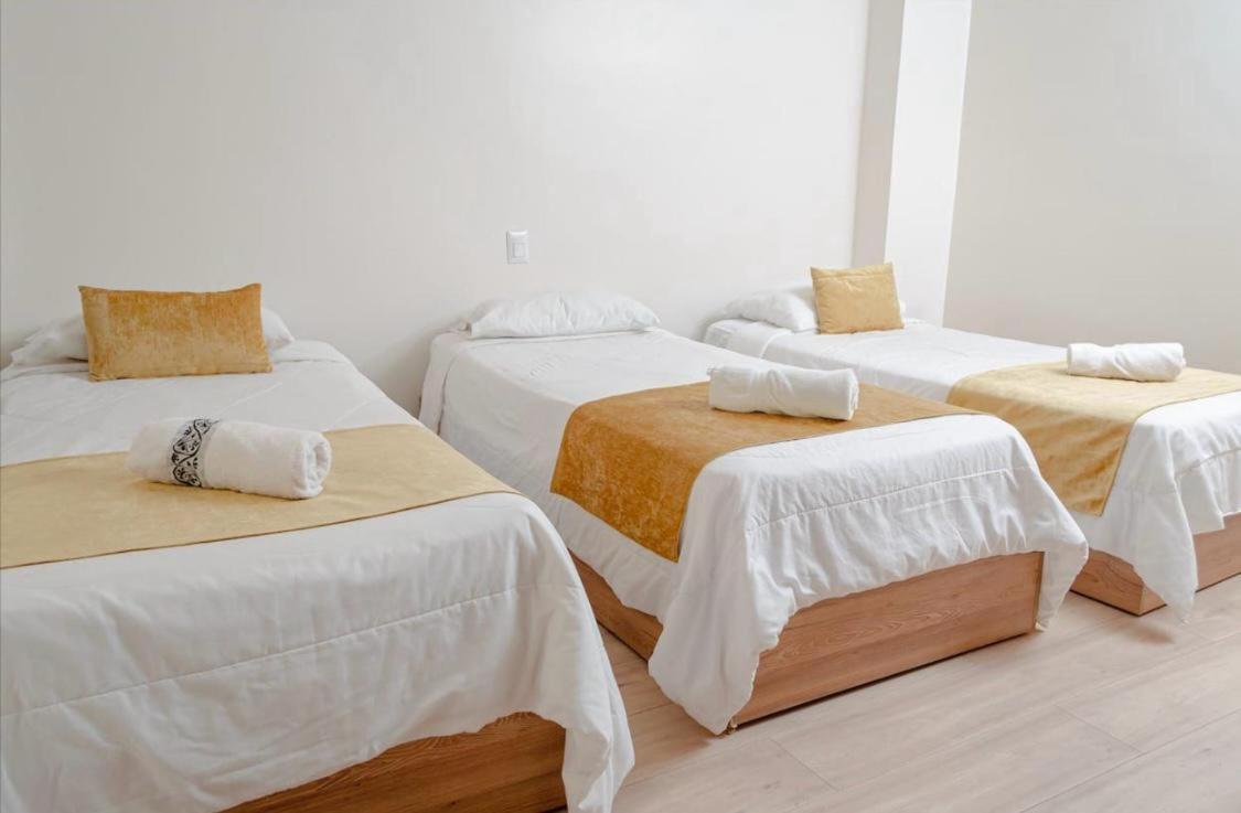 Hotel Brist0L Suites Centro Historico กูเอ็งกา ภายนอก รูปภาพ