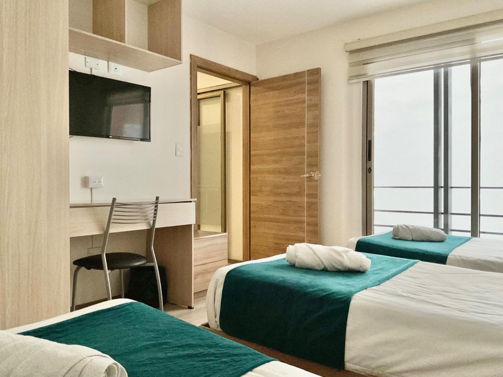Hotel Brist0L Suites Centro Historico กูเอ็งกา ภายนอก รูปภาพ