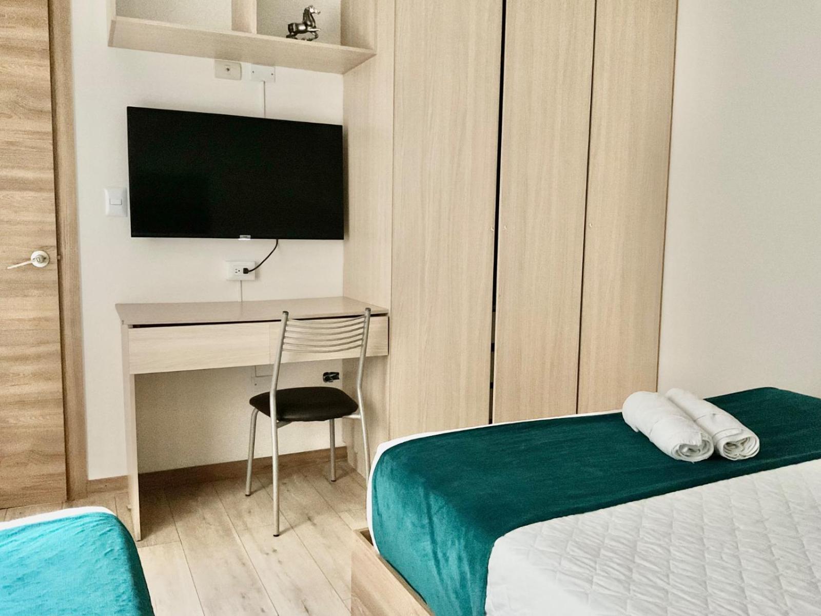 Hotel Brist0L Suites Centro Historico กูเอ็งกา ภายนอก รูปภาพ