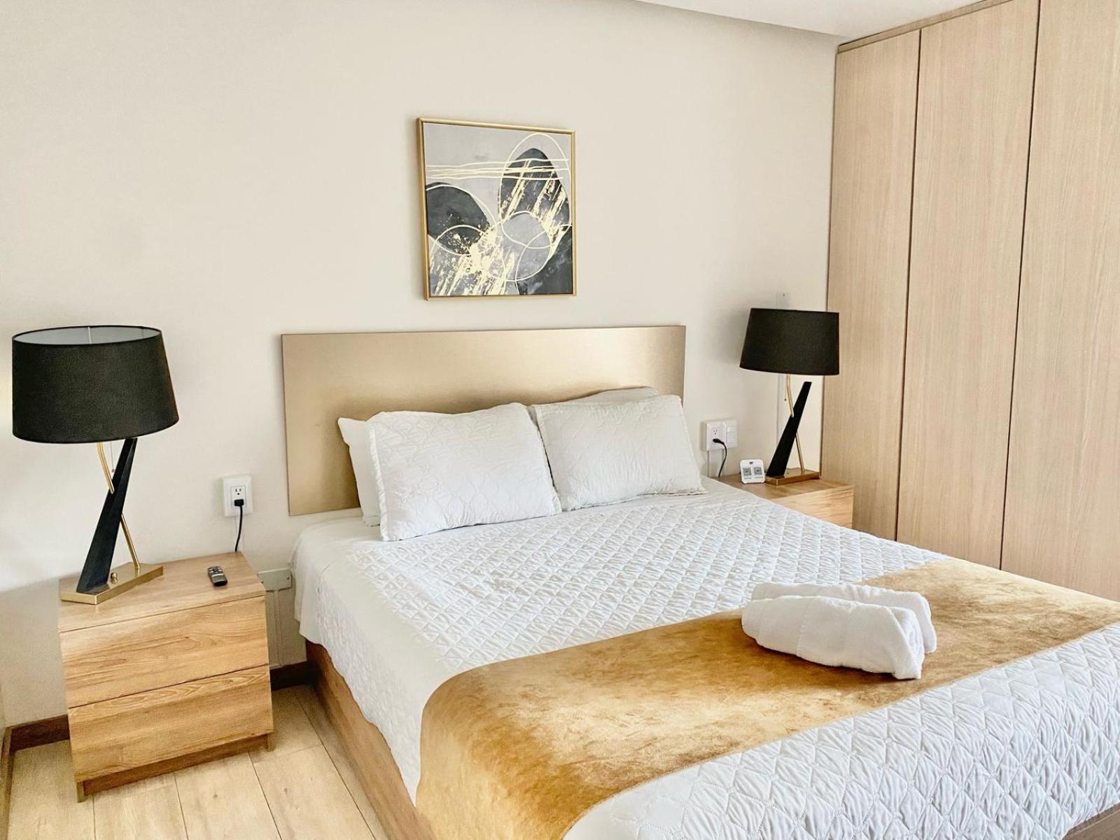 Hotel Brist0L Suites Centro Historico กูเอ็งกา ภายนอก รูปภาพ